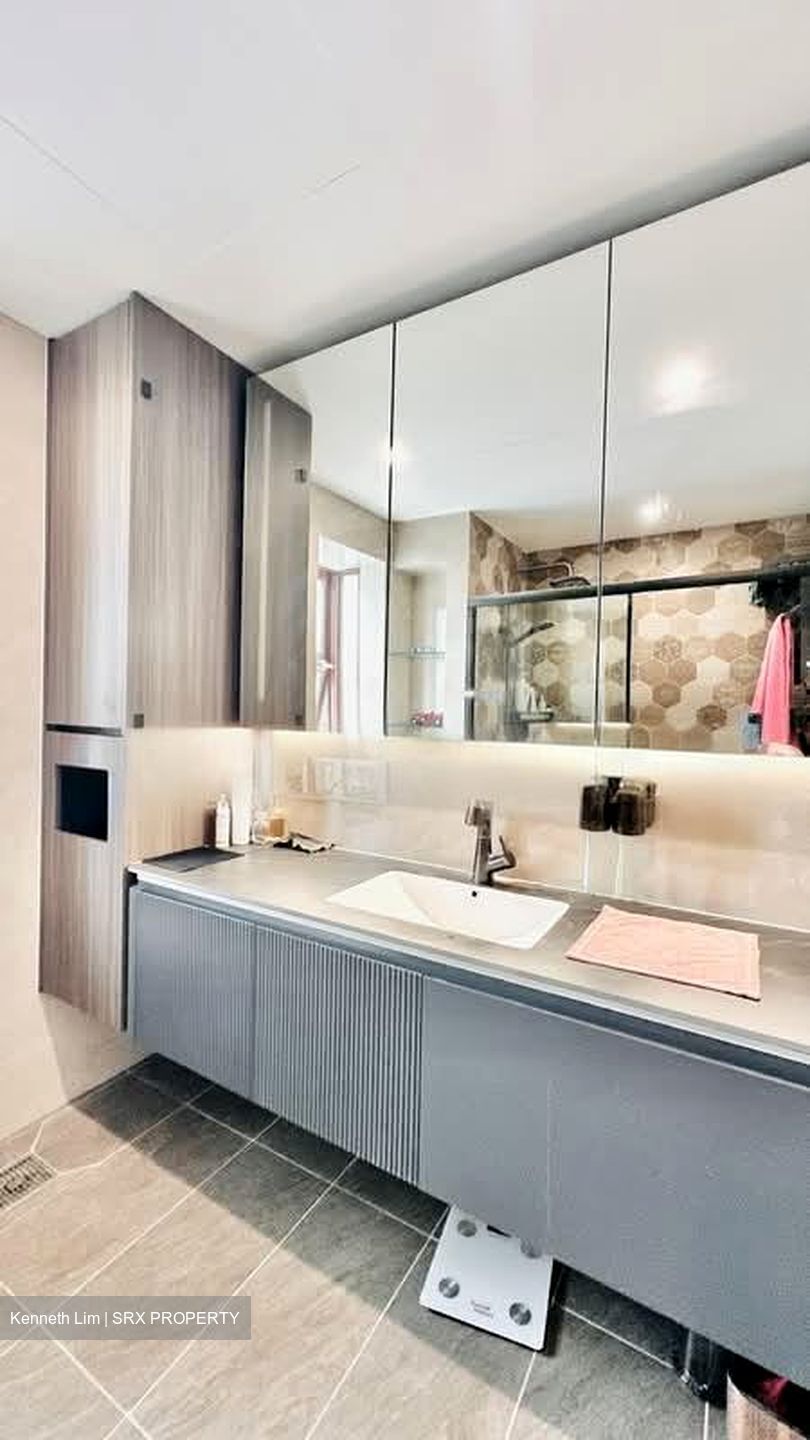 Tropical Spring (D18), Condominium #543133141
